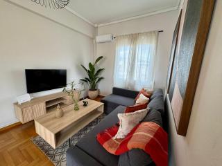 Plaka Flat with View of Acropolis - 9