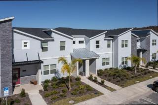 Stunning 4Bd Close to Disney with Pool at Storey Lake 4369 - 6