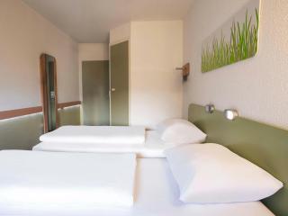 B&B Hotel Lübeck Berliner-Platz - Lübeck - 4