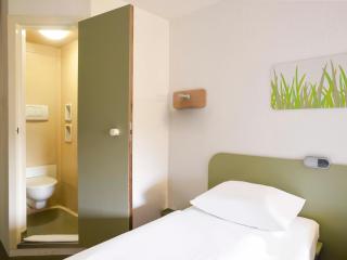 B&B Hotel Lübeck Berliner-Platz - Lübeck - 3