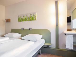 B&B Hotel Lübeck Berliner-Platz - Lübeck - 2