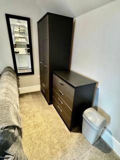 Guest Room by Amanda & David in Devizes Wiltshire - Bishops Cannings - 4