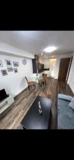 Cosy Modern 1-Bed Apartment - Birmingham - 3