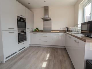 29 Ernest Dawes Avenue - 3