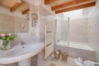 BODASUITE Apartment auf grossem Fincagehöft , 2 Schlafzimmer, Küche, Wohnzimmer, Terrasse, XXL Pool, Wifi, Klima - 8