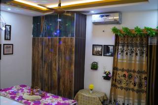 Family House Lahore - Lahore - 9