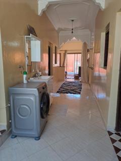 Small villa with heated pool & garage for families - Marrakesh - 3