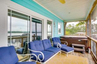 Lakefront Home with Hot Tub and Dock in Cross Hill! - Cross Hill - 9