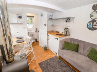 King's Cwtch Shepherd's Hut - Cardiff - 1