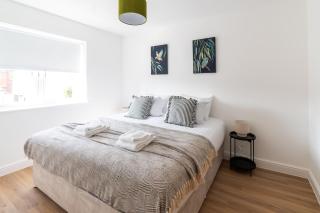 Sleek & Cozy 2BR Apartment for Your Stay # 3 - Rothley - 4