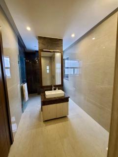 3 bedroom, 3 bath Modern home Banigala - 5