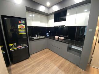 Hue Oi 5 Homestay - Spacious 2-Bedroom Apartment with Balcony & Pool - 3