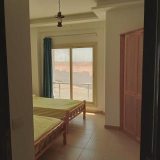 George Villa - 5