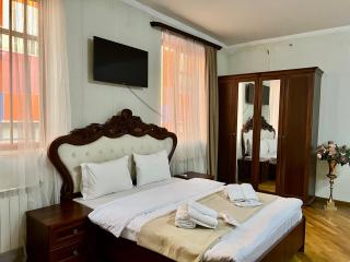 Castle Hotel Yerevan - Yerevan - 4