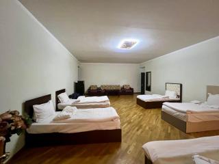 Castle Hotel Yerevan - Yerevan - 9
