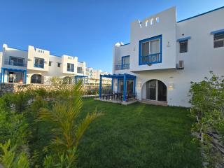 4 master BEDROOMS VILLA MOUNTAIN VIEW RAS ELHIKMA - 1