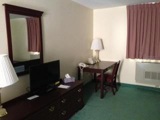 The Falls Motel - Watkins Glen - 0