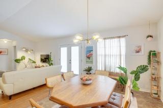 3 Mi to Escambia Bay Home with Deck and Private Yard! - 4