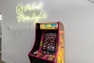 Midwest Moonlight l Hot Tub Fire Pit Arcade - 6