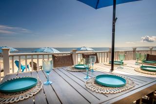 Oceanfront Cape Cod House by Rock Properties - 8