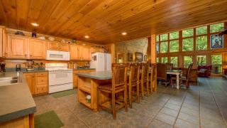 Rivers Edge by American Patriot Getaways - 2