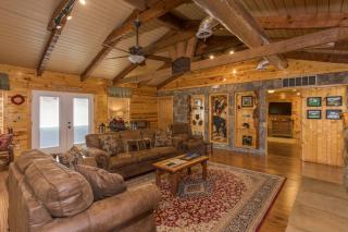 Rustic Ranch by American Patriot Getaways - 4