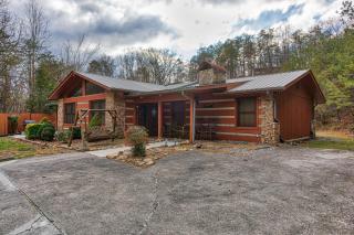 Rustic Ranch by American Patriot Getaways - 1