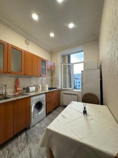 Iconic View in Heart of Baku Direct view F1 - 4