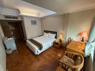 Grand Laurel Hotel - Yangon - 0