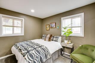 Work and Play! Lake Tahoe Cabin 5 Mi to Heavenly Mtn - 1