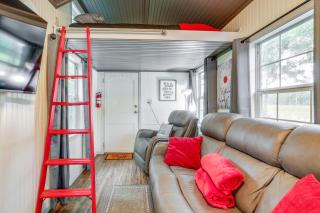 Swim On-Site Riverfront Studio in Mountain View! - - 8