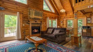 Sierras Mountain Retreat by American Patriot Getaways - 2