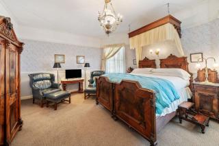 Brinnwood Bed & Breakfast - 1