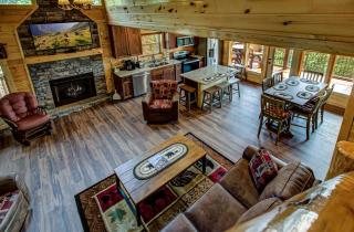 Smoky Mountain Pool Lodge by American Patriot Getaways - 2