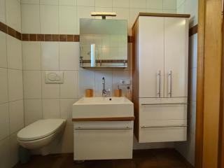 zentrale aber ruhige Ferienwohnung - - 8