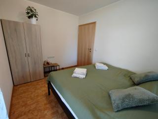 zentrale aber ruhige Ferienwohnung - - 7