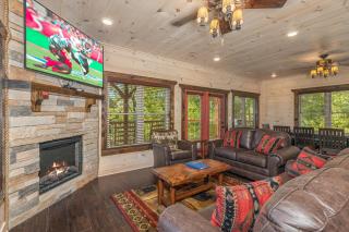 Smoky Mountain Chalet by American Patriot Getaways - 2