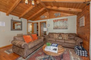 Snuggle Inn by American Patriot Getaways - 3