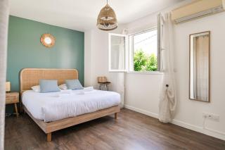 Beach, Quiet, Sea 200 m, Private Terrace - 2