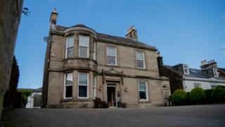 Braidmead House - Irvine - 7