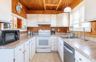 C9083 Cavallo Dunes - Oceanfront, 3 Bedrooms, Hot Tub, Pets OK, 4x4 Area - 5