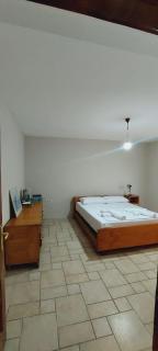 Dinamo Bed&Breakfast - Elbasan - 5