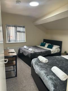 Tudors eSuites - Budget Friendly Apartments - 88H - Birmingham - 5