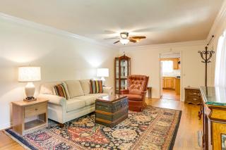 Walk to Dtwn and Freed-Hardeman Home with Fenced Yard - Henderson - 1