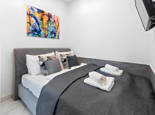 Amora Vienna - 2