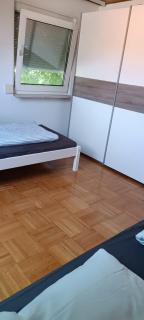 2-Zimmer Wohnung mit Küche und Terrasse - 4