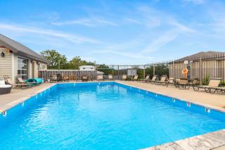 Lake House - Lake Views - 9