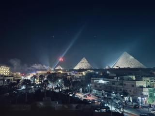 Continental pyramids view inn - 8