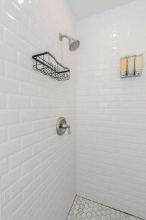 Teal Tropical Villa - 9