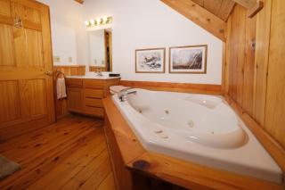 A Mountain Hideaway - 8
